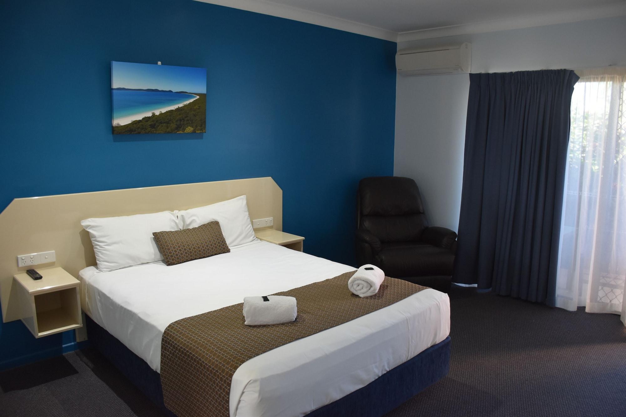 Bluewater Harbour Motel 4*